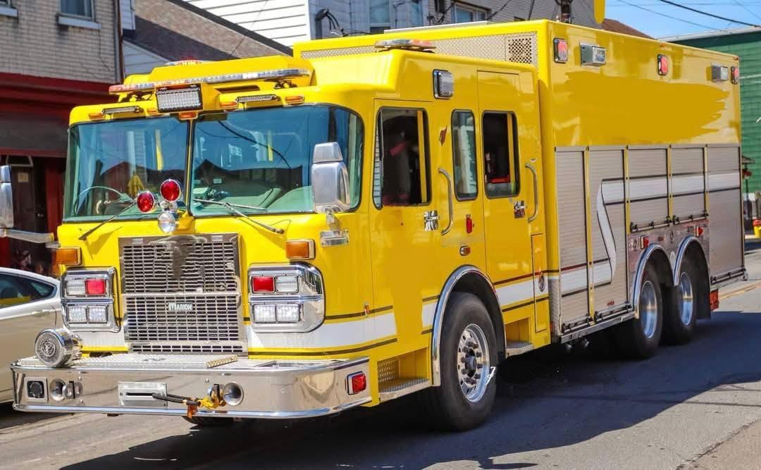 2003 Marion Spartan Heavy Rescue - image 2