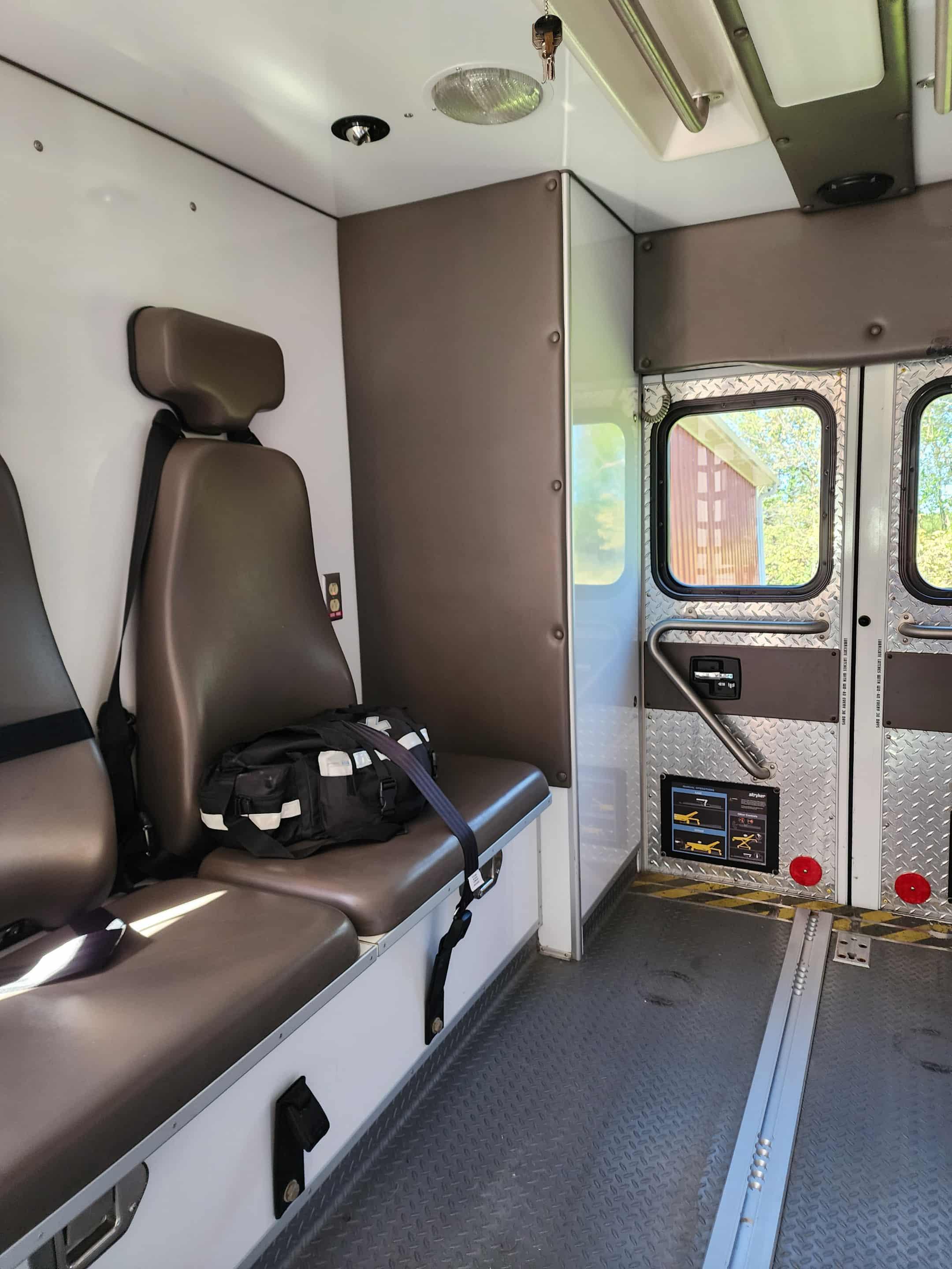 2008 AEV Ford Type III Ambulance - image 18