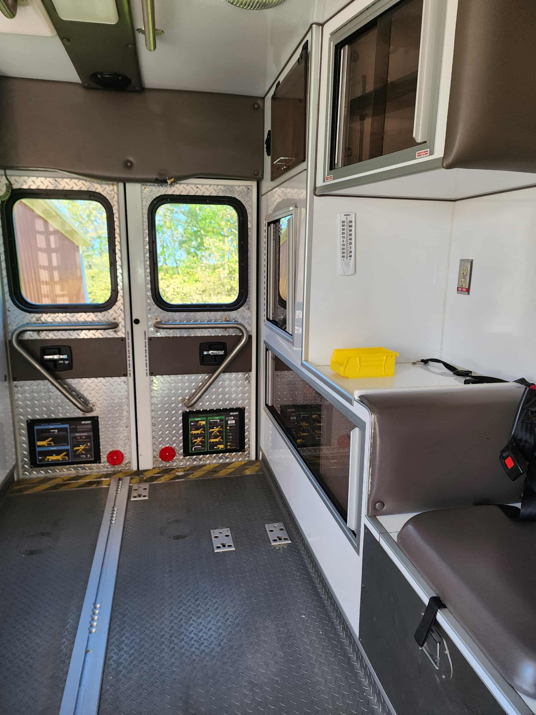 2008 AEV Ford Type III Ambulance - image 19