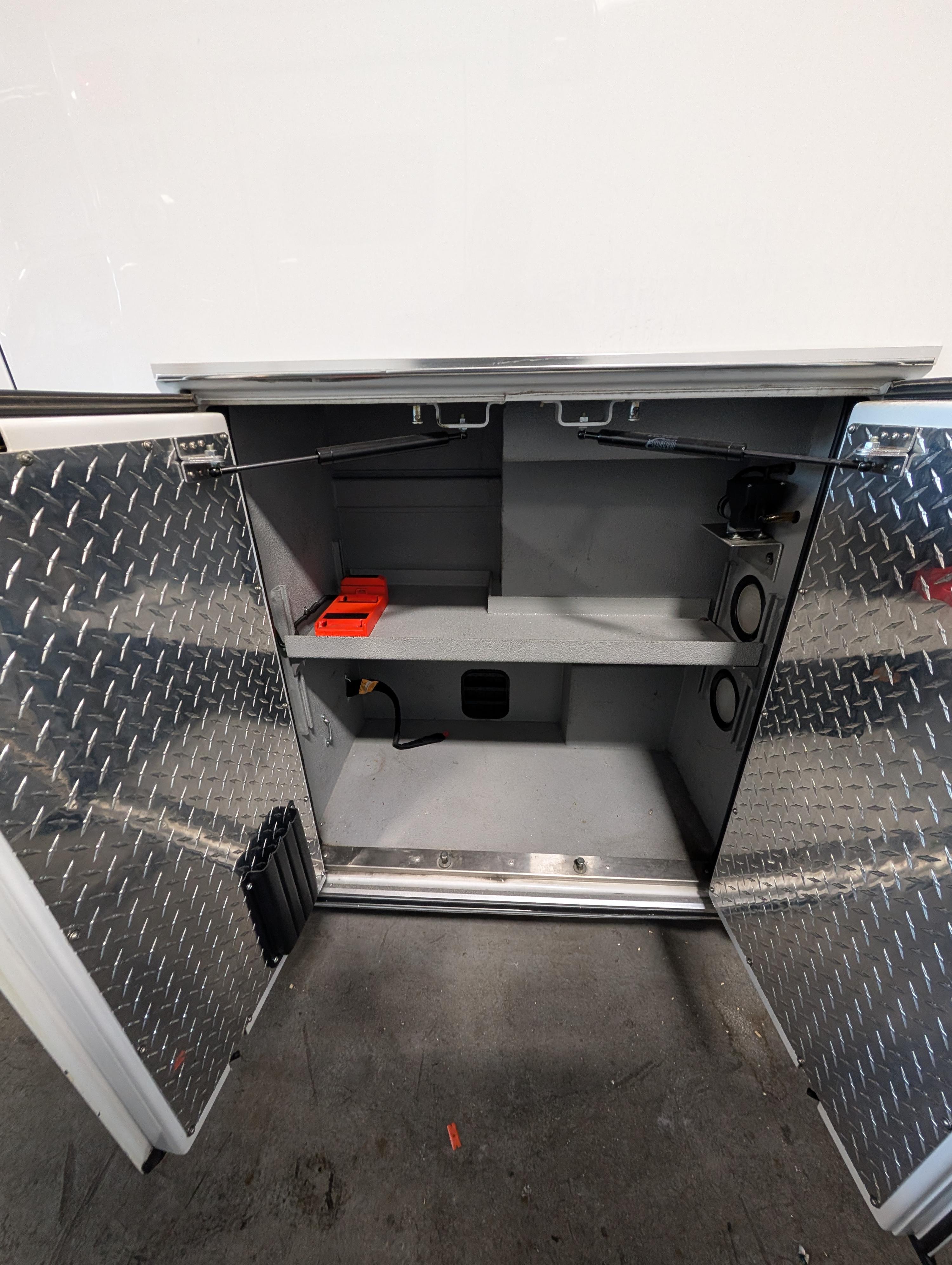2016 Braun Chevrolet Type III Ambulance - image 10