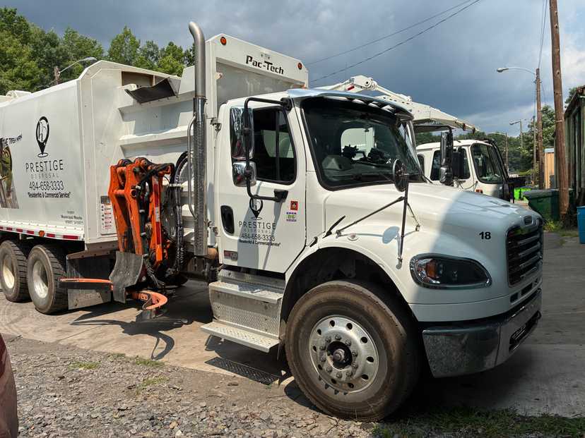2025 Freightliner Pac-Tech Automated Side Loader — photo 5