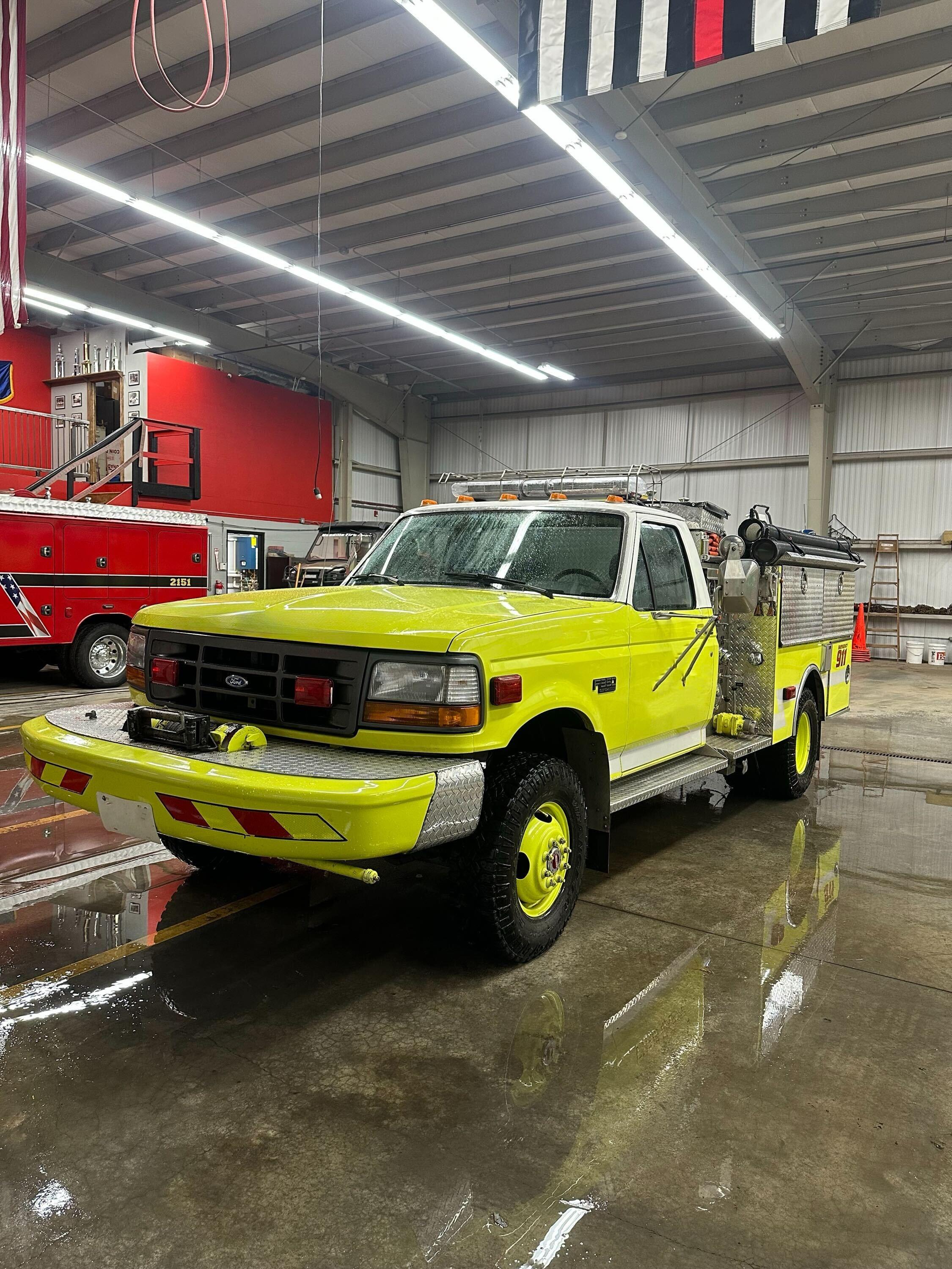 1992 Ford F350 - image 2