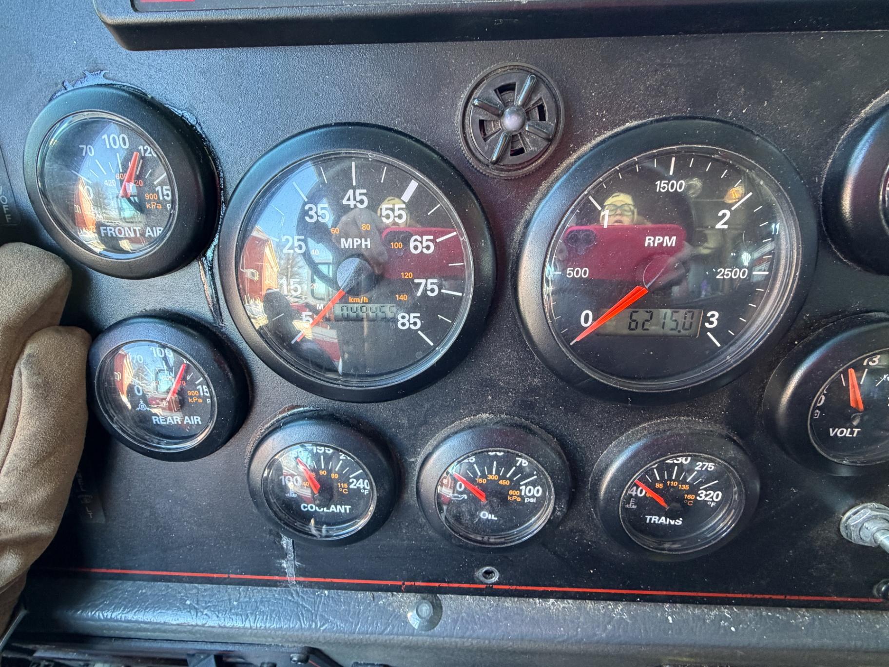 2001 E-One HP-100 100' Quint - image 36