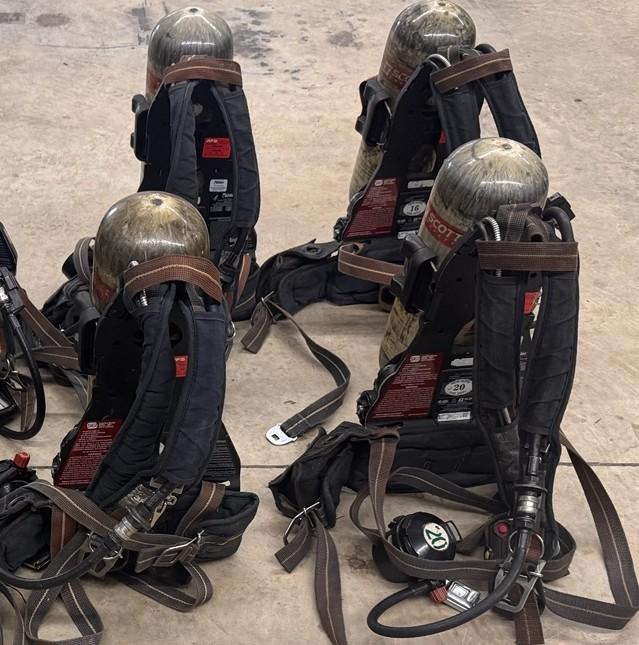 Scott X3 Pro 5.5 SCBA (45 min. Cylinders) - image 2