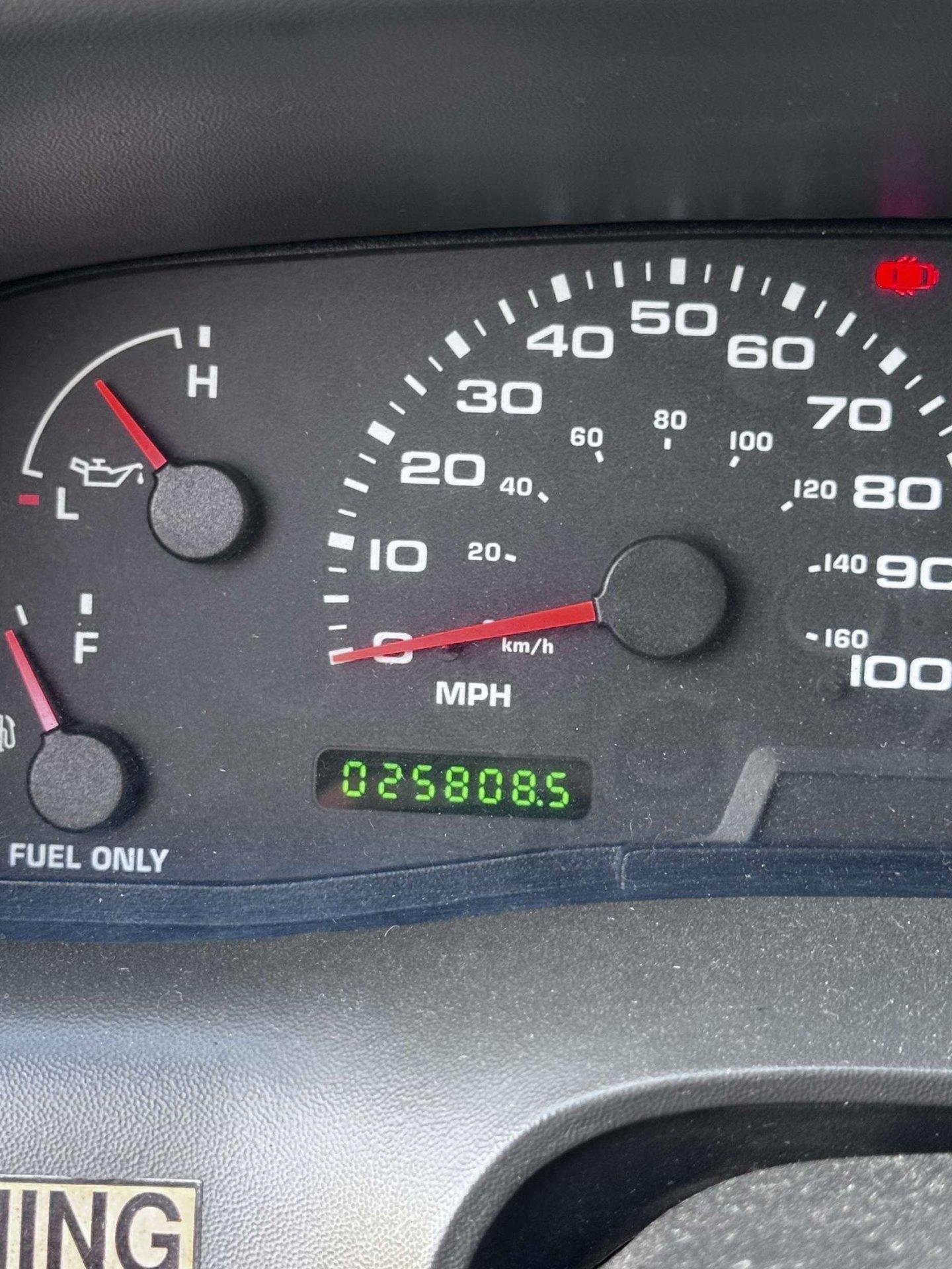 2004 Ford Mini Pumper - image 8