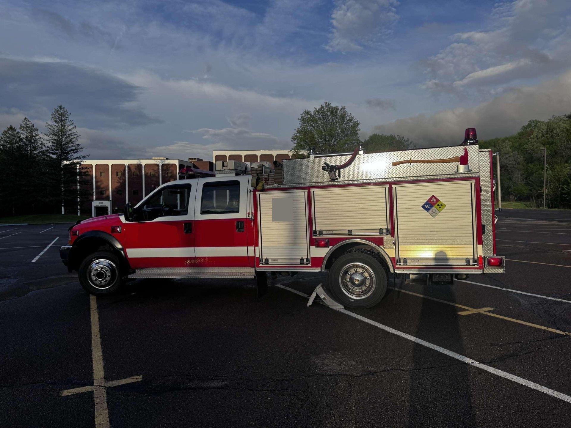 2004 Ford Mini Pumper - image 2