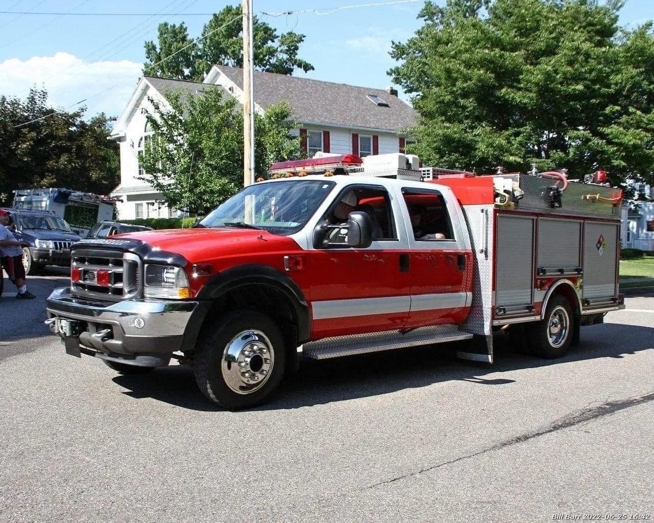 2004 Ford Mini Pumper - image 1