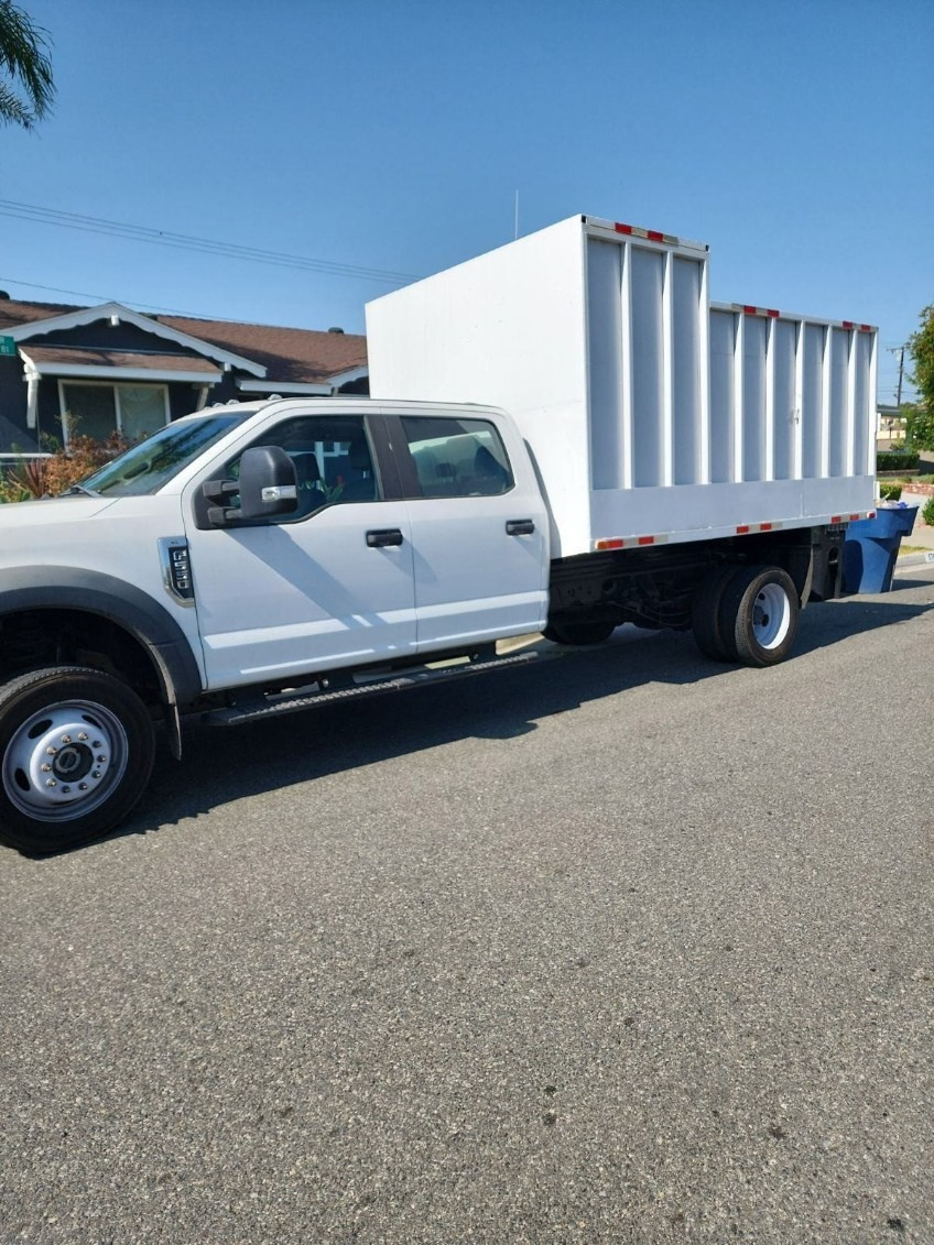 2022 Ford Dump Truck
