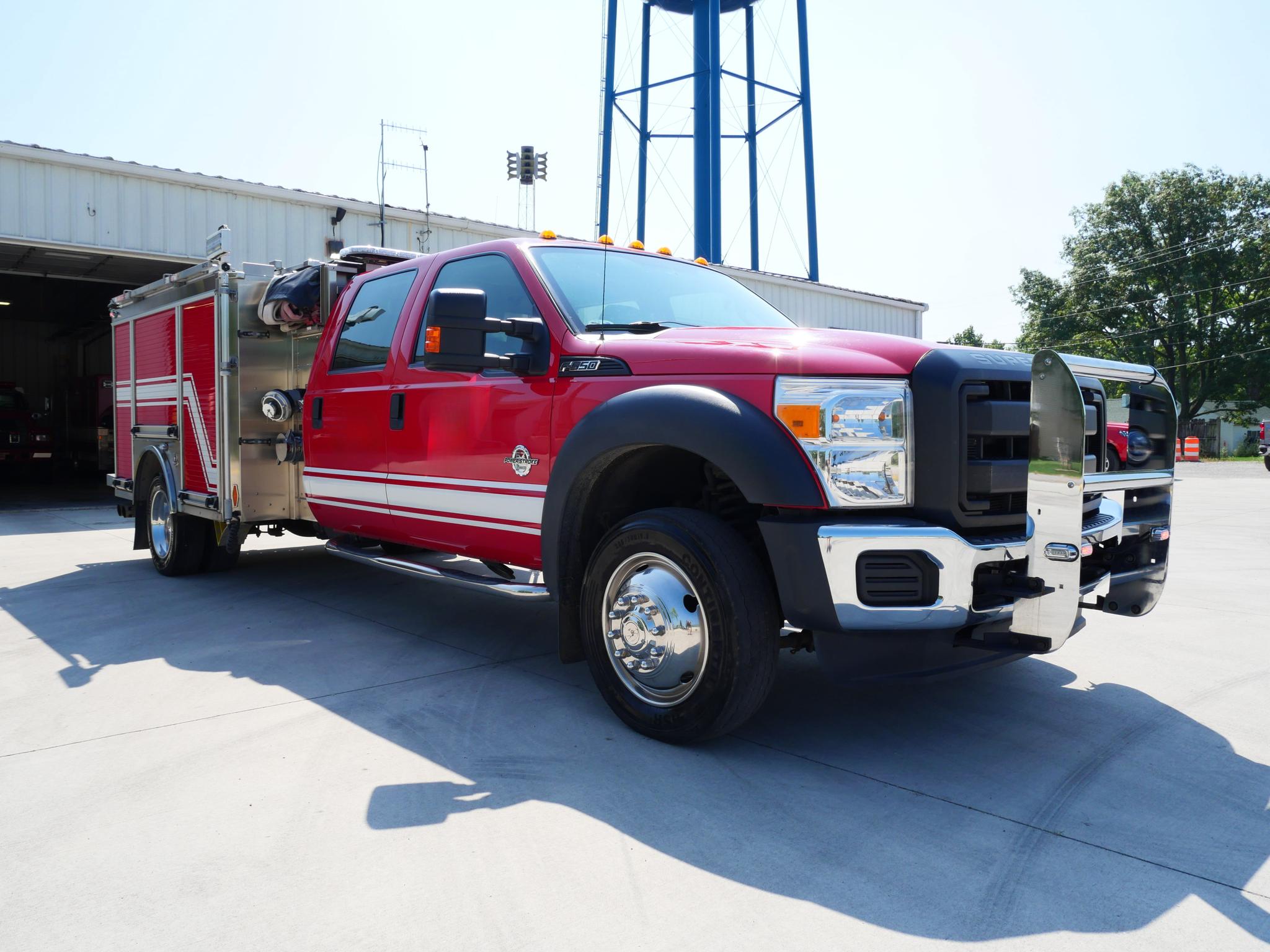 2015 HME Ford 4x4 Mini Pumper - image 2