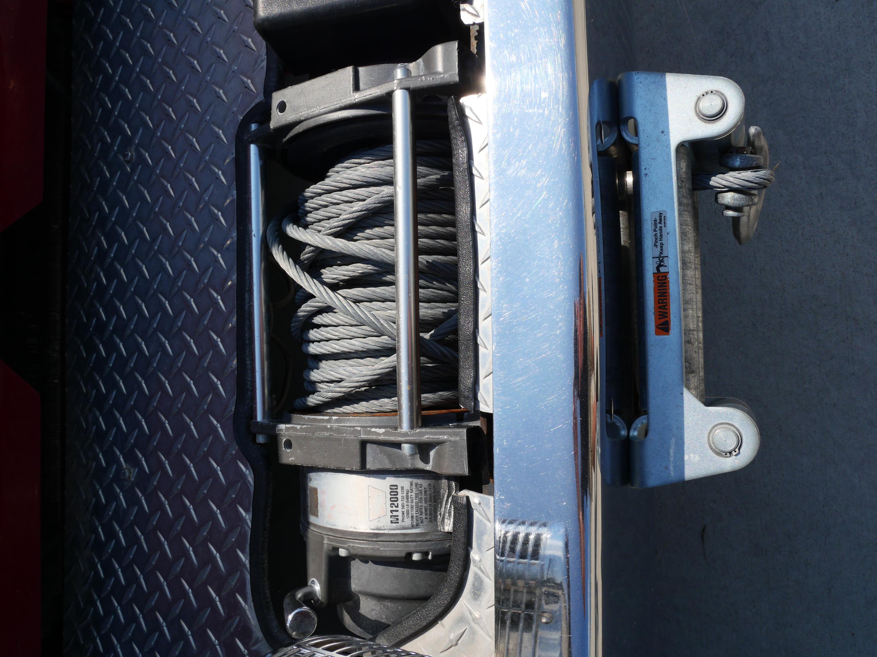 2000 International Heavy Rescue - image 35