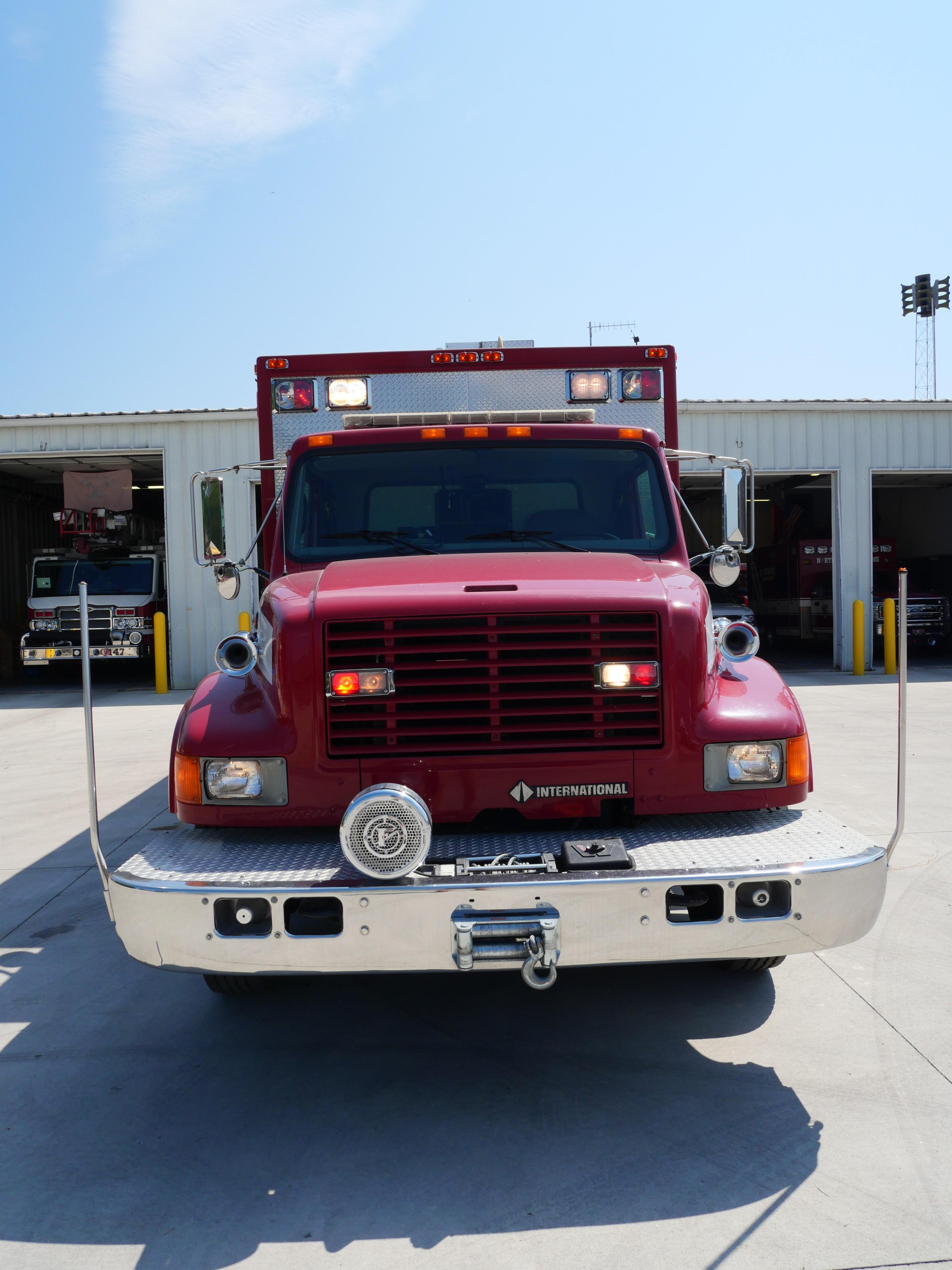 2000 International Heavy Rescue - image 6