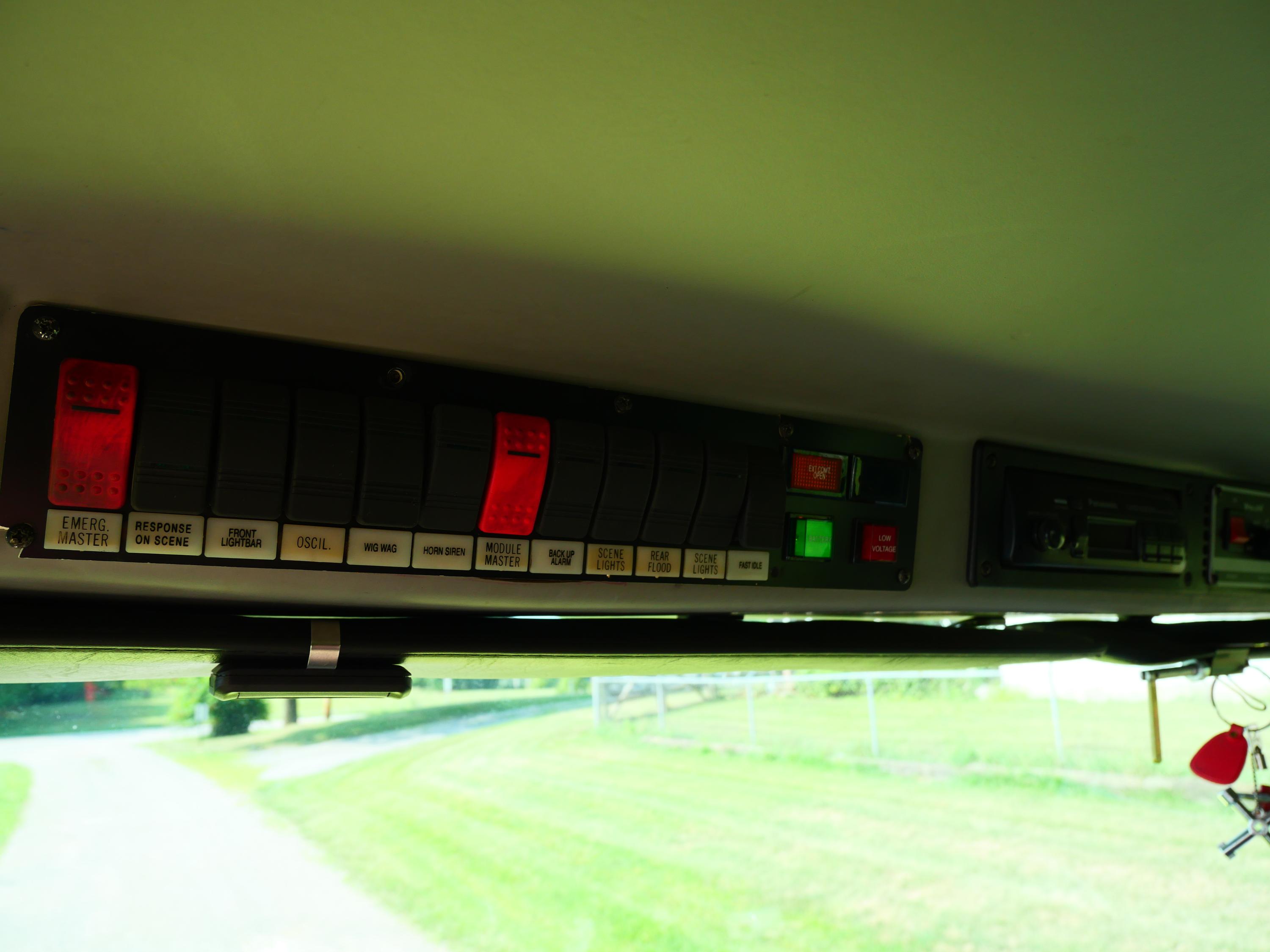 1998 Freightliner Heavy Rescue - image 13