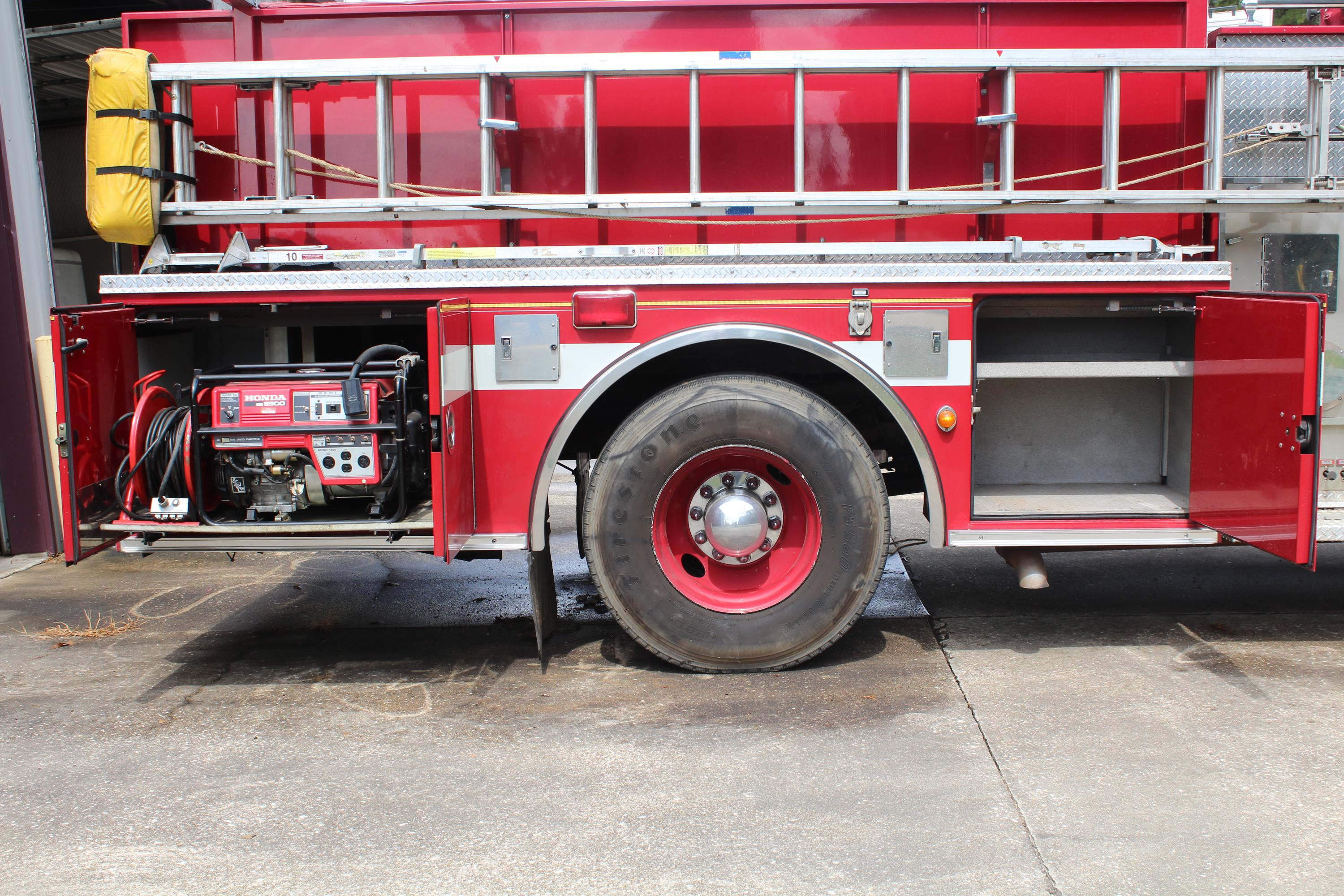 1996 Pierce International Pumper - image 13