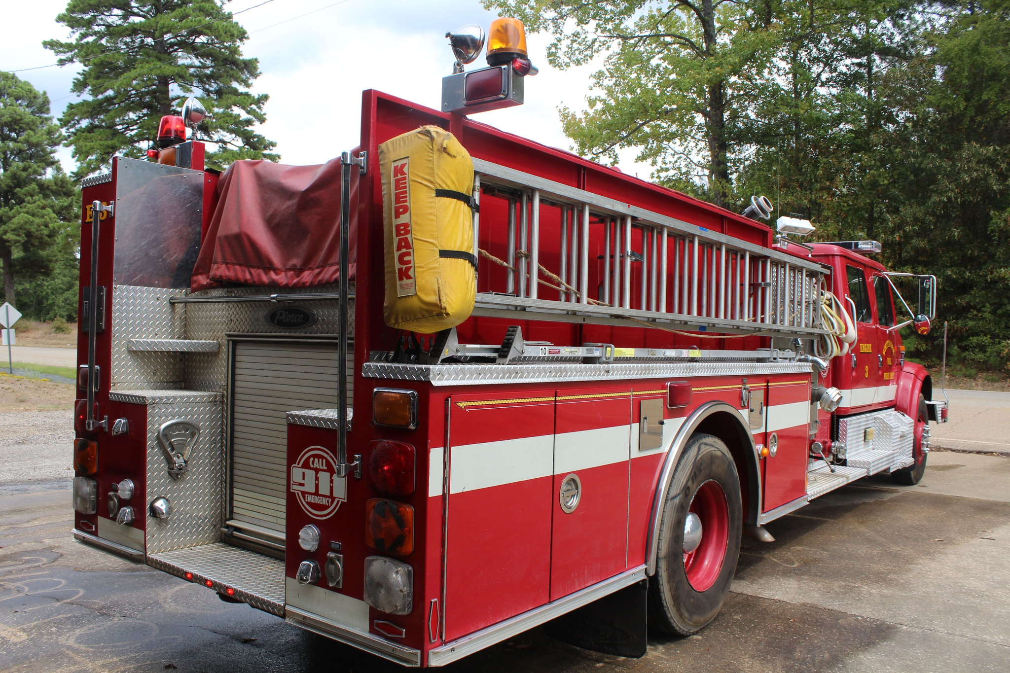 1996 Pierce International Pumper - image 3
