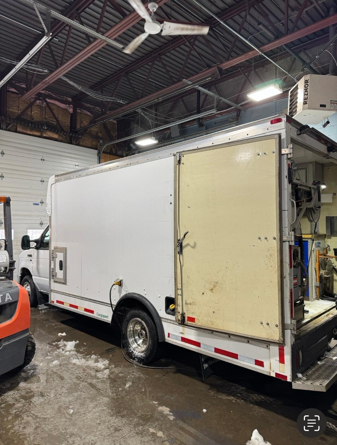 2011 Ford Cutvan Ibak Camera Inspection Truck - image 2