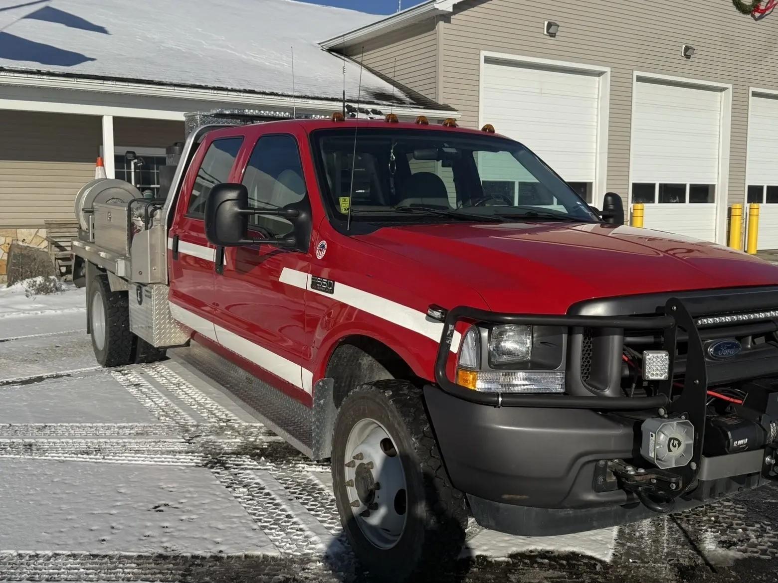 2001 Ford 4x4 Brush Truck - image 1