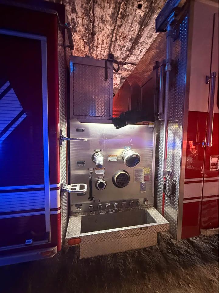 2014 Ferrara Igniter Pumper - image 12