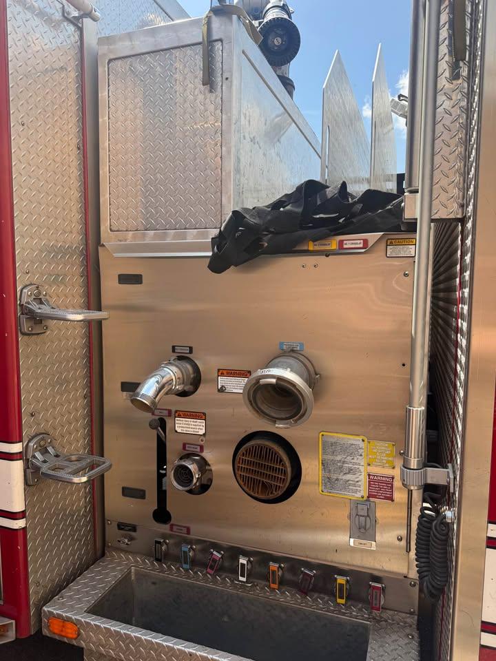 2014 Ferrara Igniter Pumper - image 11