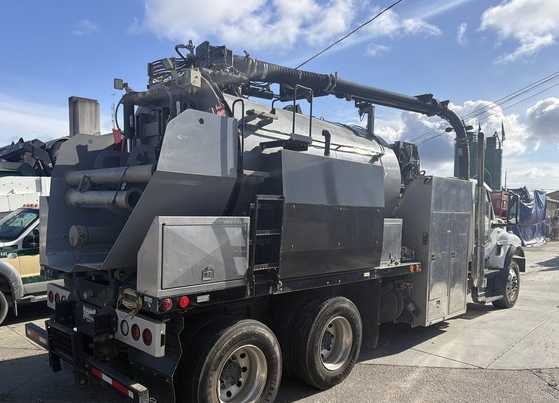 2023 International TRUVAC Hydrovac — photo 4