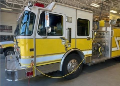 #1 and #2 1997 Rosenbauer Spartan Pumper - image 3