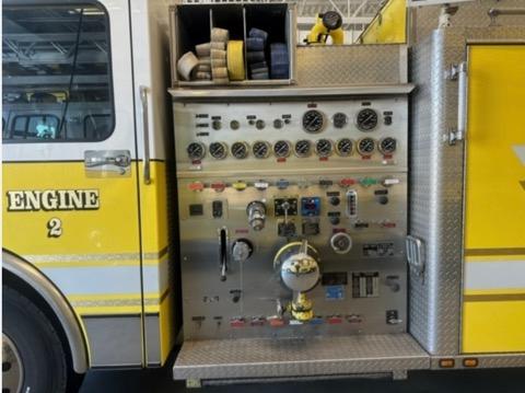 #1 and #2 1997 Rosenbauer Spartan Pumper - image 5