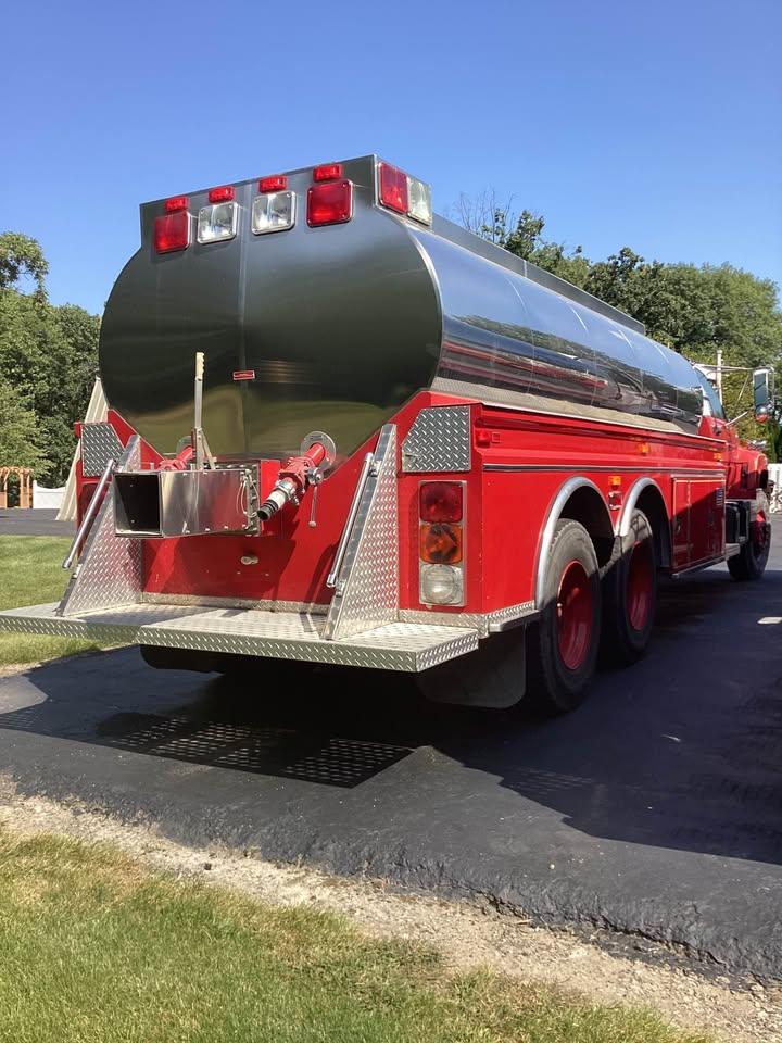 1994 GMC Topkick Tanker - image 5