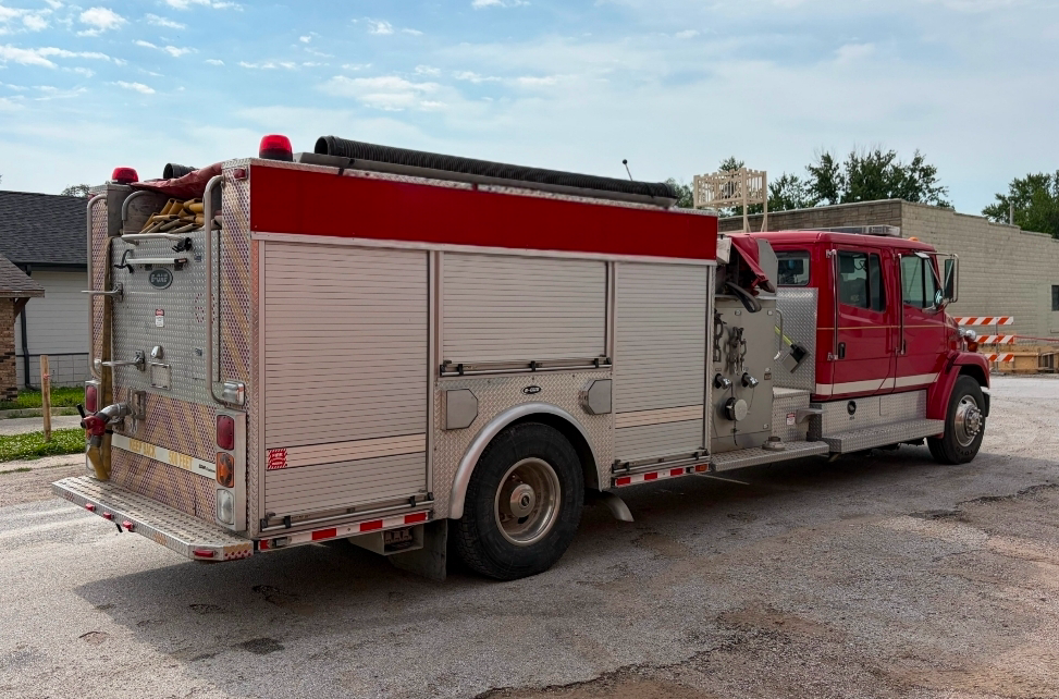 2000 E-One Freightliner Pumper - image 6