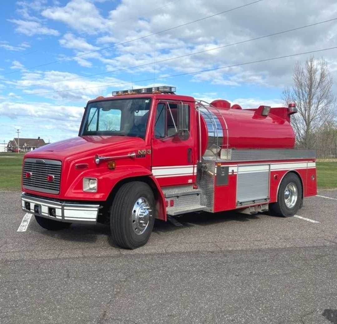 1999 Freightliner Tanker