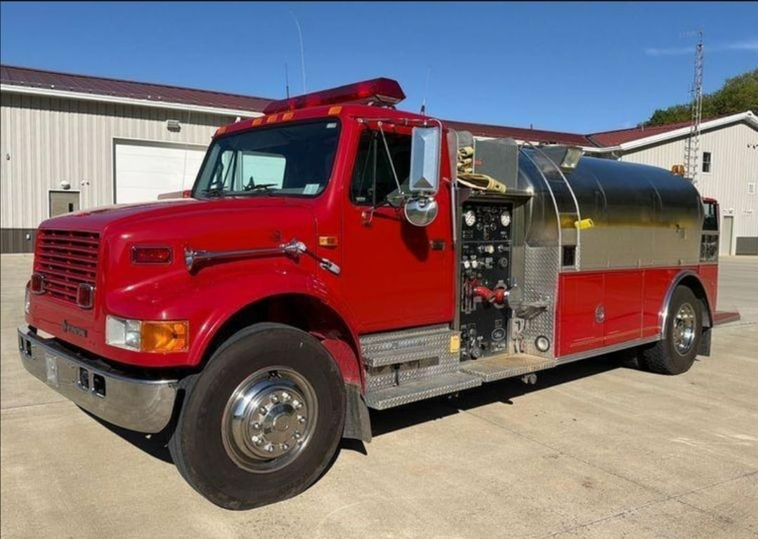 1998 International 4900 Pumper Tanker