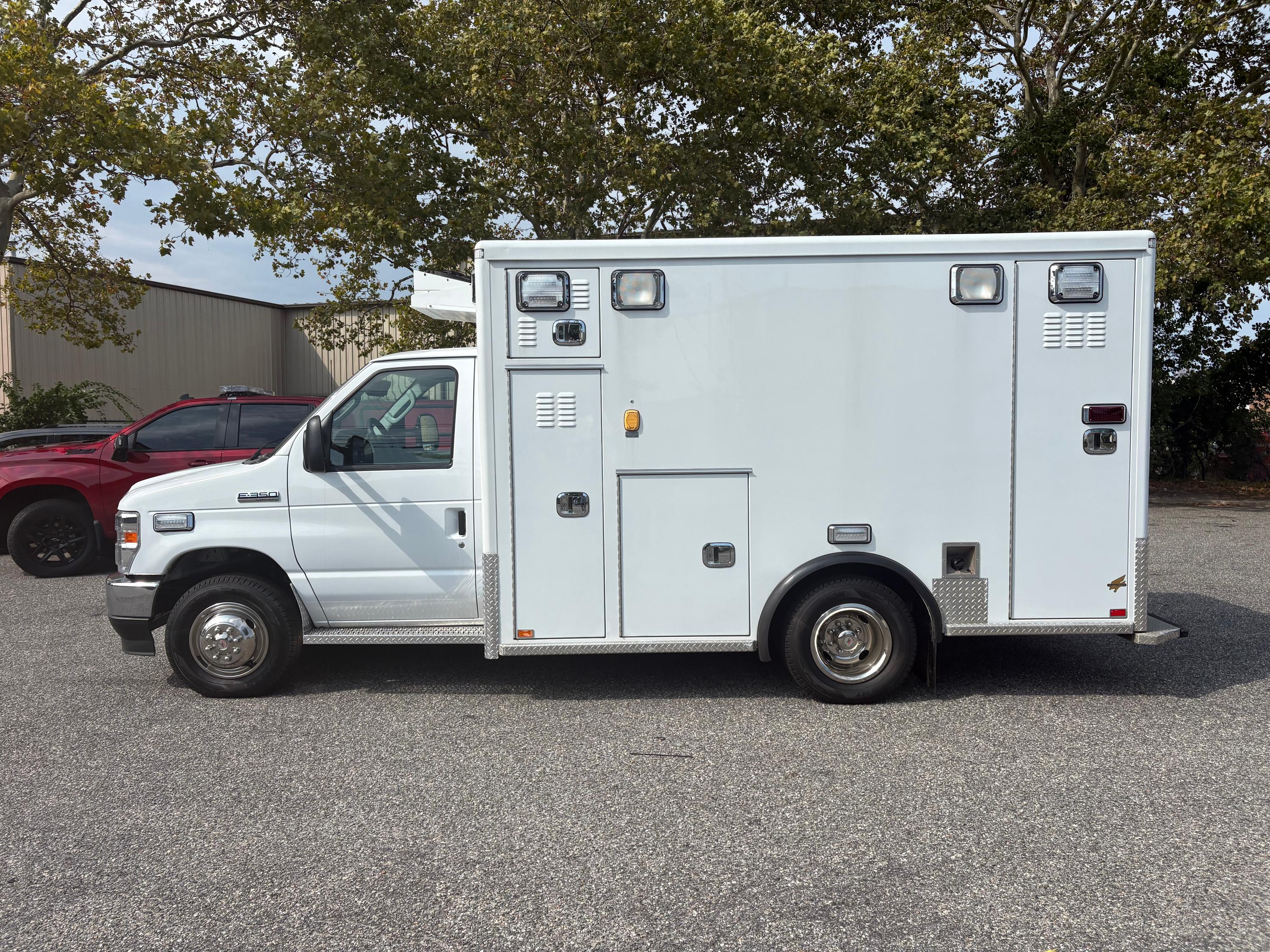 2024 AEV Ford Type III Ambulance - image 3