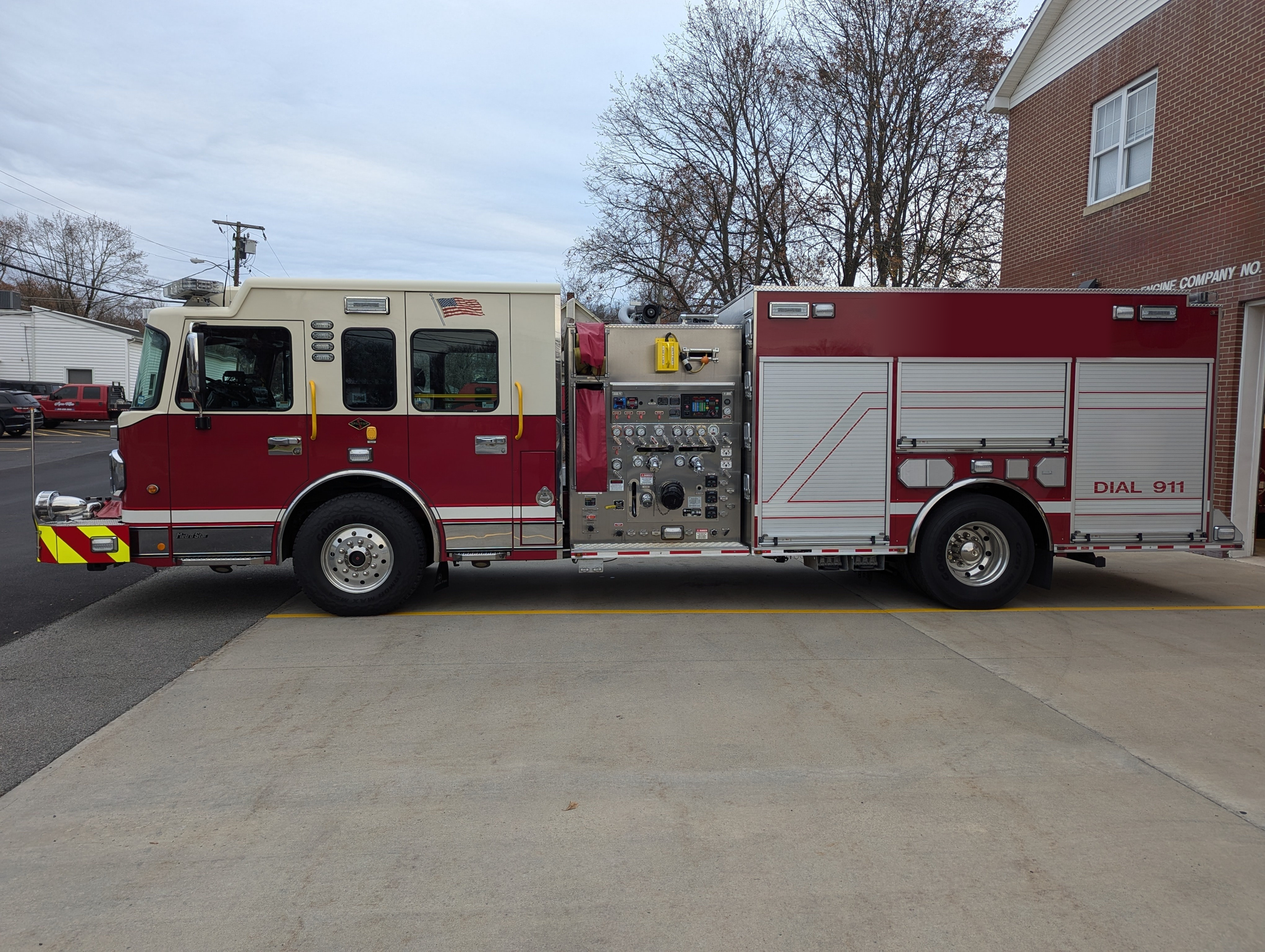 2012 Spartan ERV Star Series Pumper  - image 3