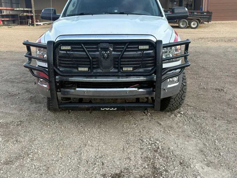 2013 Dodge 2500 4x4 Command Truck — photo 2