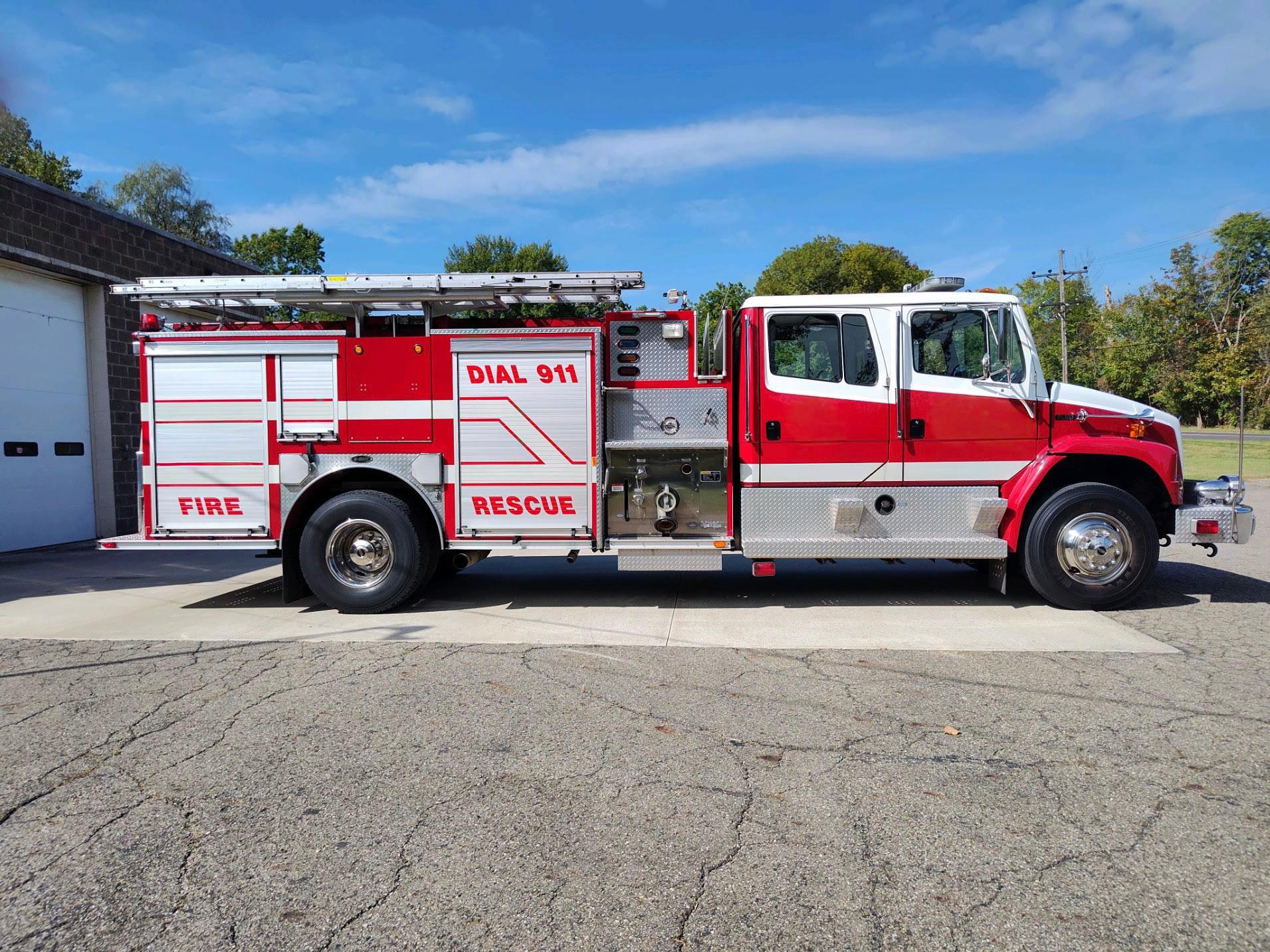 1998 Freightliner Pumper - image 3