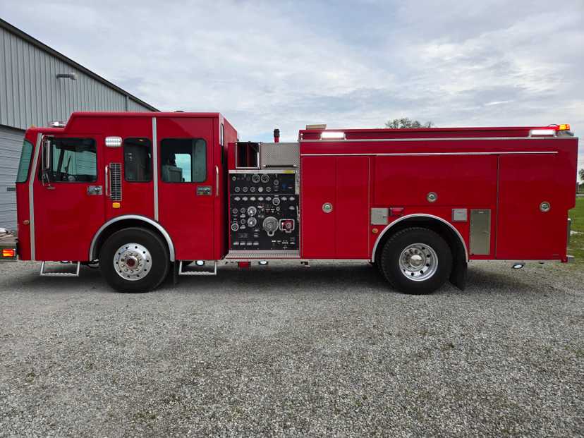 1997 Smeal Spartan Pumper — photo 2