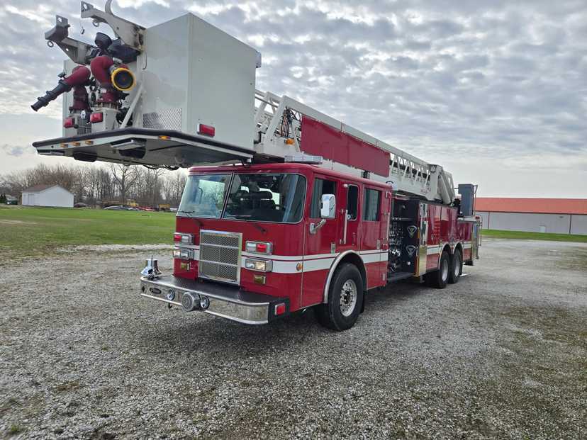 2003 Pierce Dash 100' Platform — photo 3