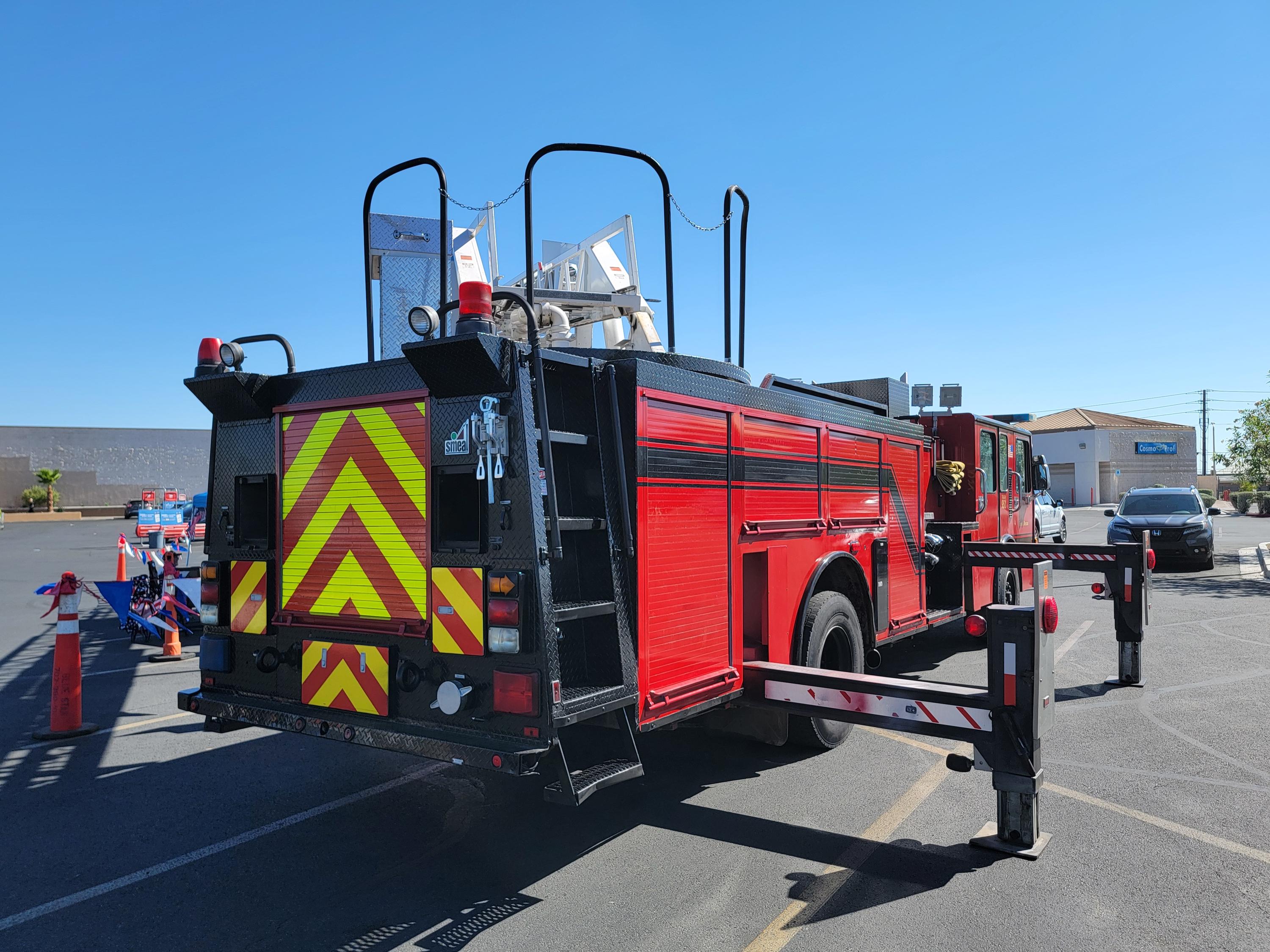 1998 Spartan Smeal 75' - image 26
