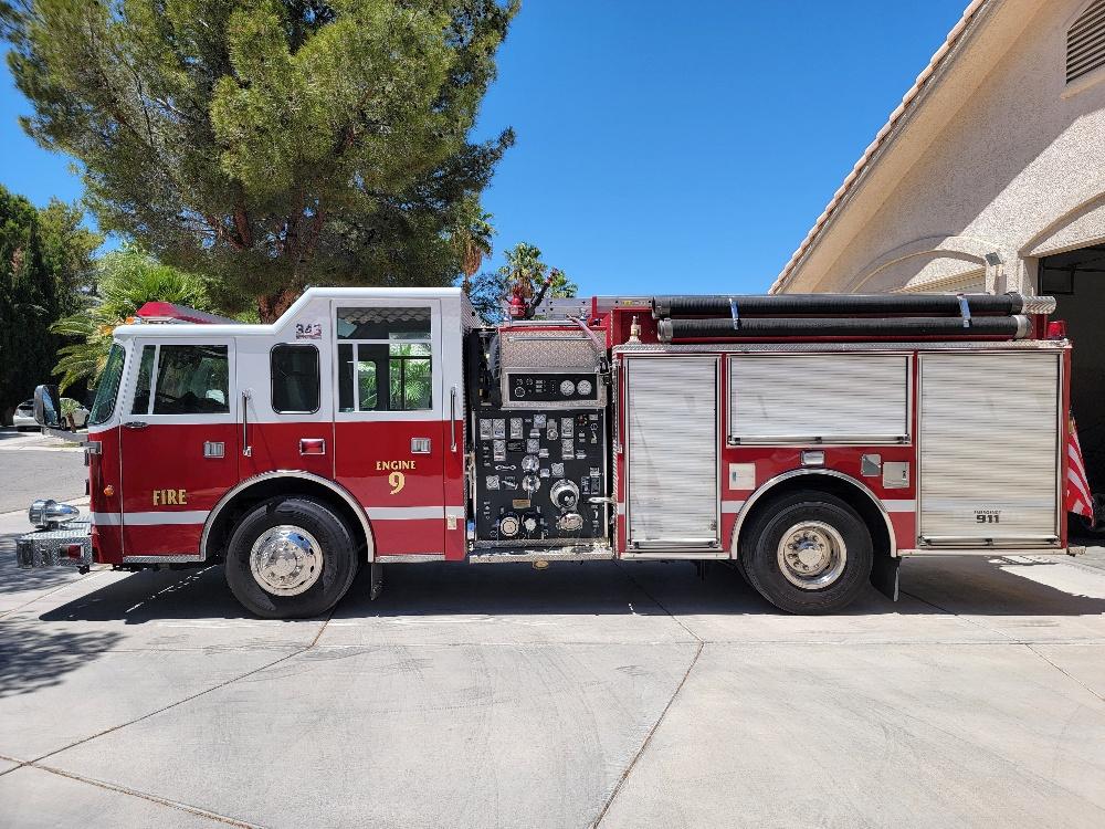 1998 Pierce Saber Pumper - image 2