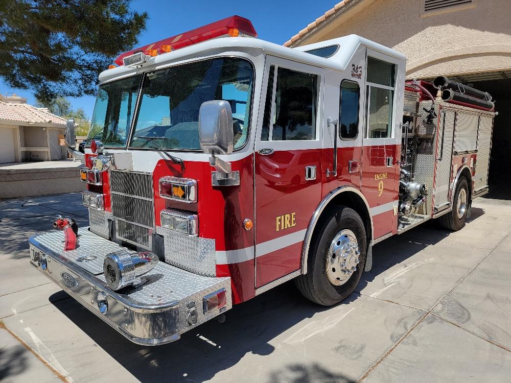1998 Pierce Saber Pumper