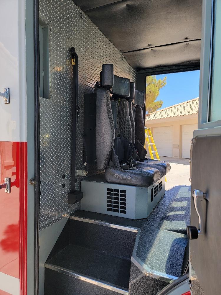1998 Pierce Saber Pumper - image 23