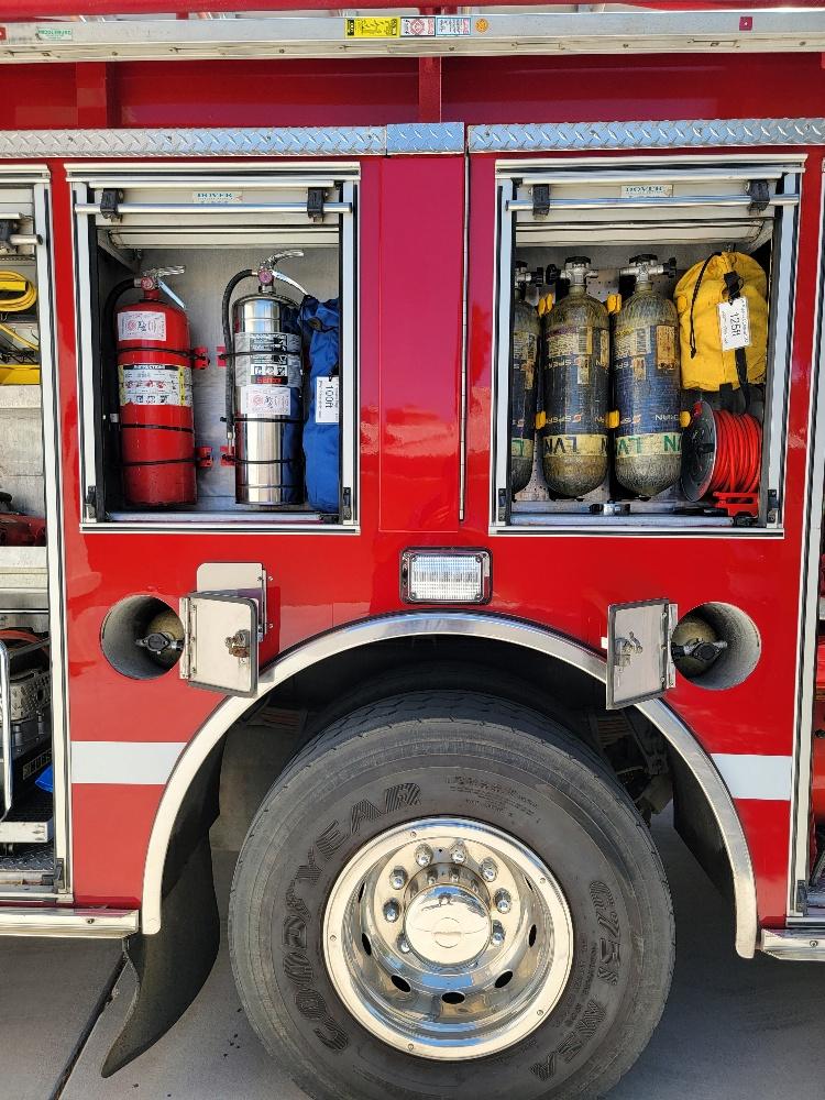 1998 Pierce Saber Pumper - image 19