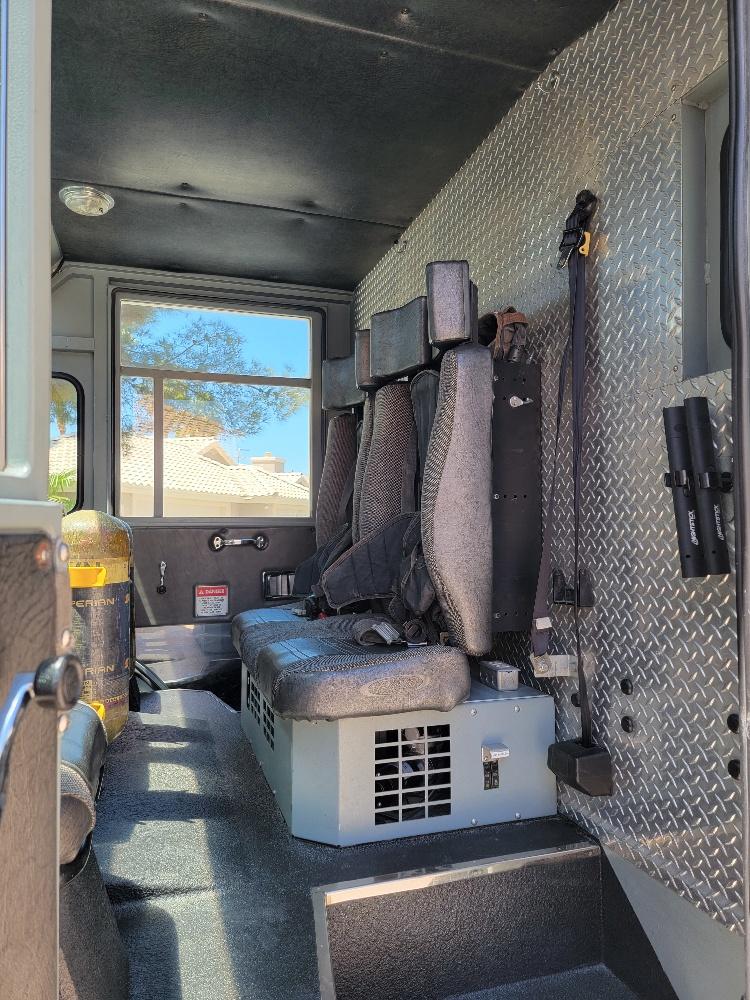 1998 Pierce Saber Pumper - image 10
