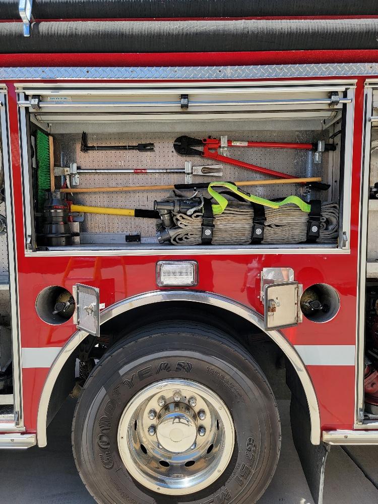 1998 Pierce Saber Pumper - image 13
