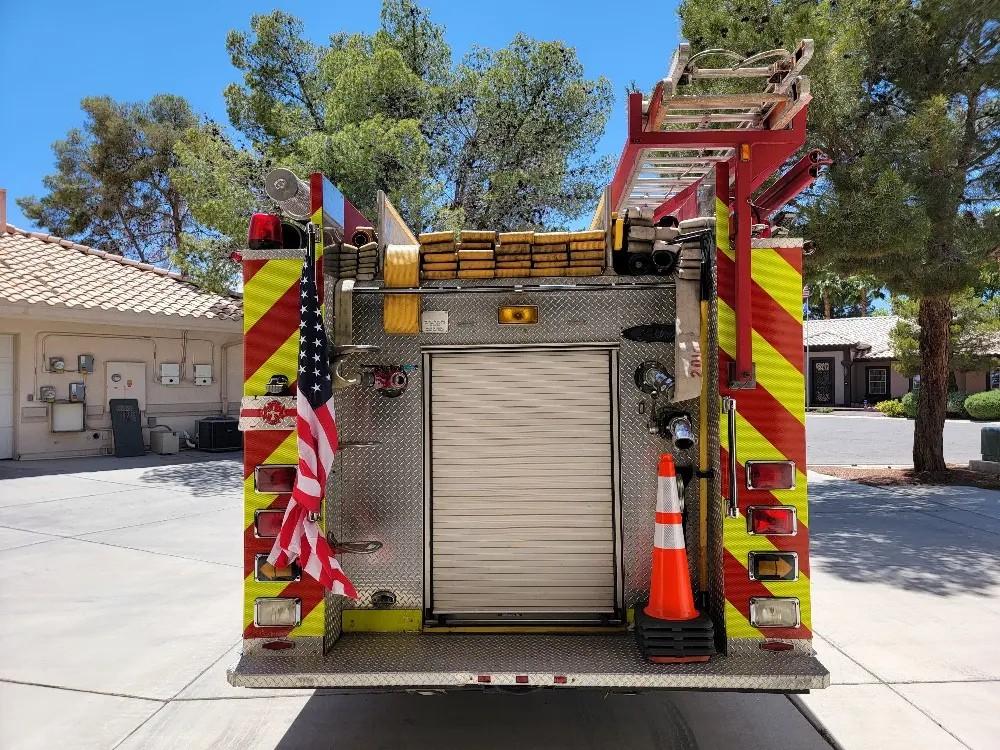 1998 Pierce Saber Pumper - image 6