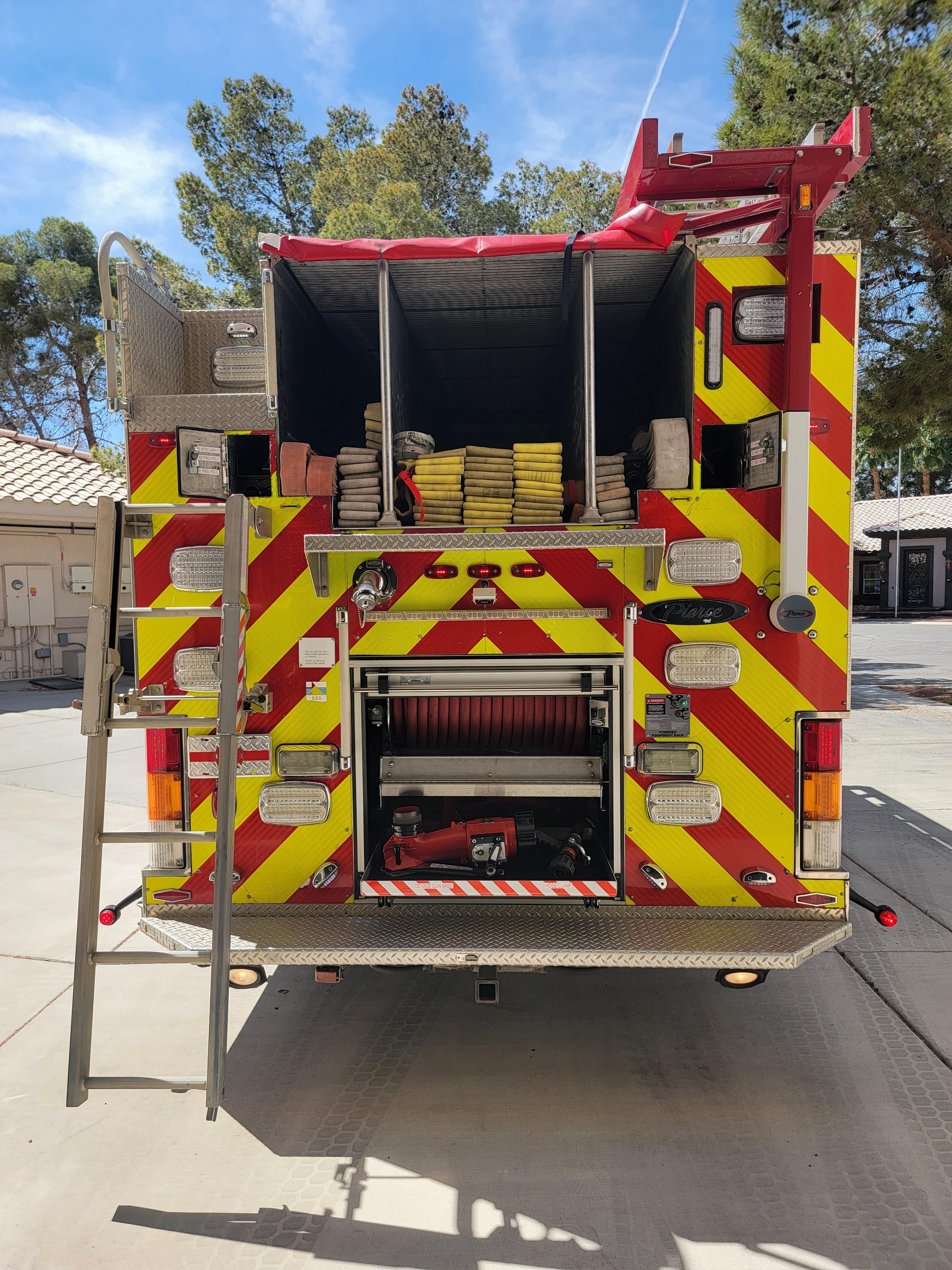 2010 Pierce Velocity Rescue Pumper - image 29