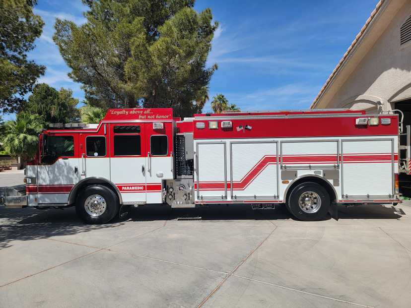 2010 Pierce Velocity Rescue Pumper — photo 3