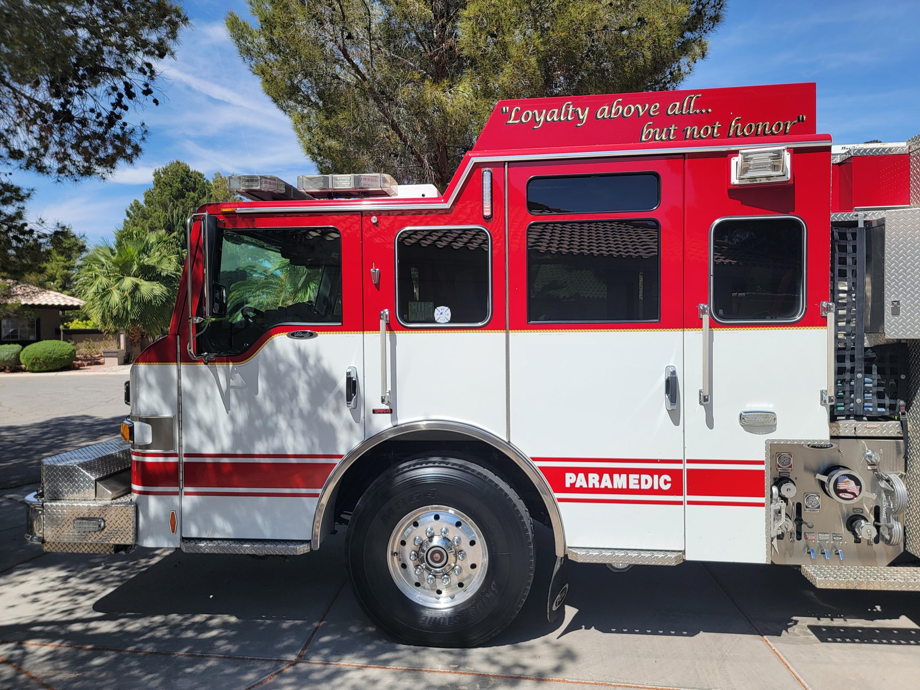 2010 Pierce Velocity Rescue Pumper - image 12
