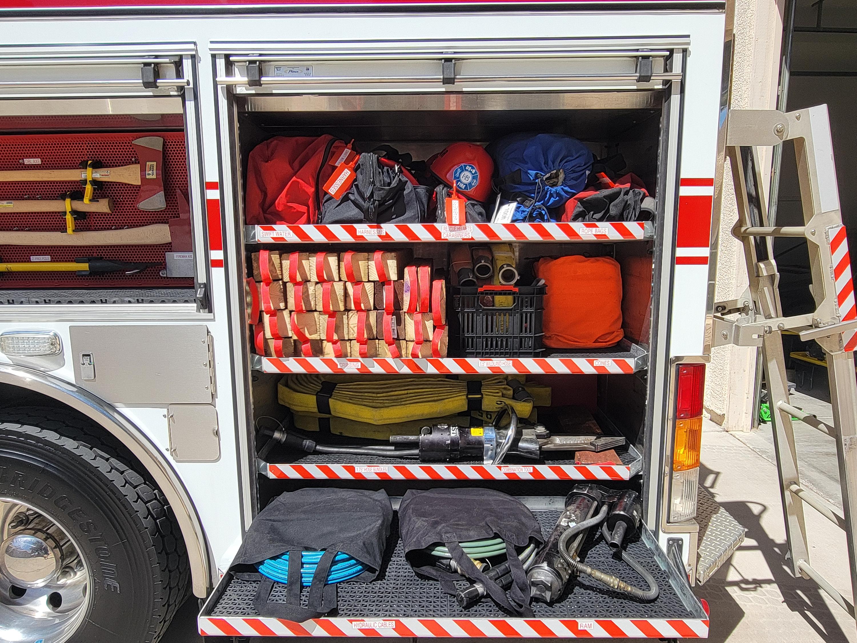 2010 Pierce Velocity Rescue Pumper - image 27
