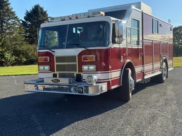 2007 Pierce Sabre Heavy Rescue - image 1