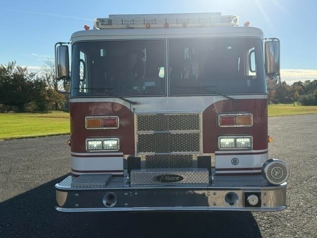 2007 Pierce Sabre Heavy Rescue - image 3