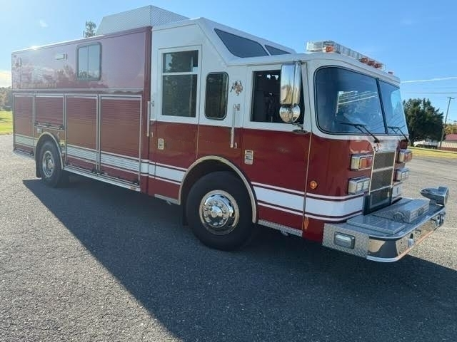 2007 Pierce Sabre Heavy Rescue - image 2
